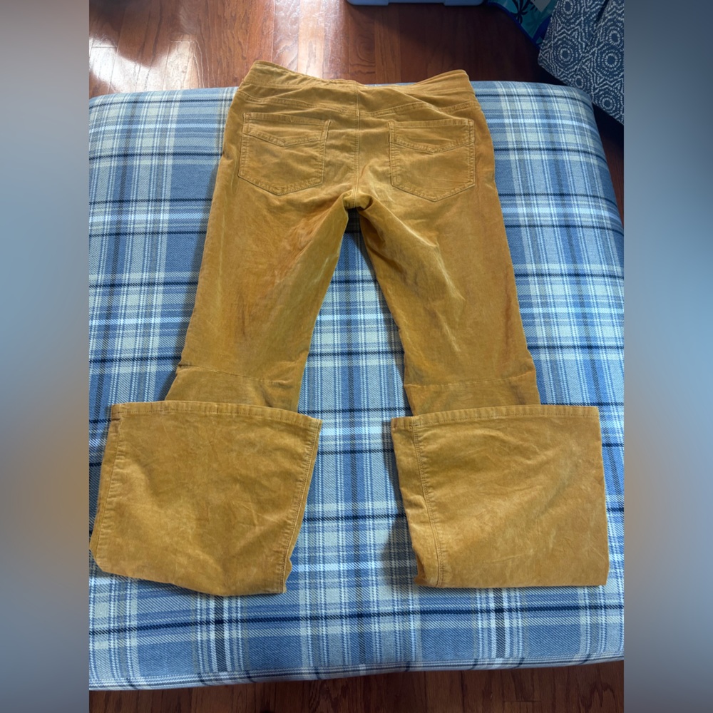 We The Free Pull On Flare Corduroy pants - Picture 7 of 7